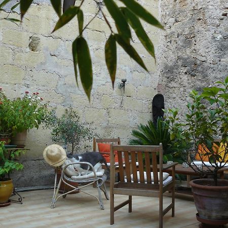 Chambres D'Hotes De Fleurus Pézenas Buitenkant foto